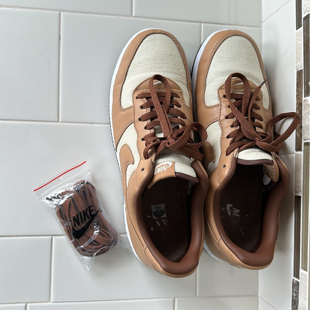 Nike Air Force 1 - Picture 2 of 4